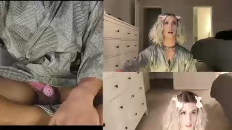 Snapshot of crystal_bellini chatting on July 24, 3:04 am Crystal Bellini online show from July 24, 3:04 am