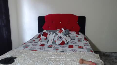 Snapshot of crystal_milkmature chatting on September 10, 4:51 pm   Crystal  Milf online show from September 10, 4:51 pm