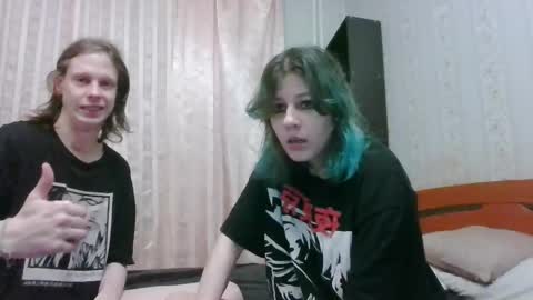 Snapshot of crystal_porn_love chatting on December 24, 10:06 pm Crystal and Marcl online show from December 24, 10:06 pm