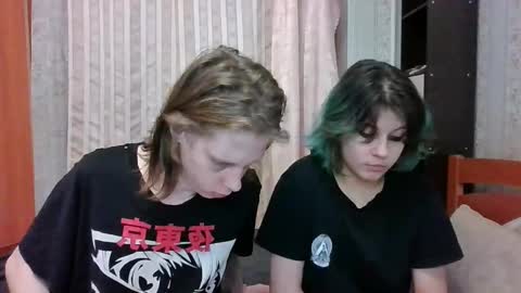 Snapshot of crystal_porn_love chatting on March 9, 2:54 pm Crystal and Marcl online show from March 9, 2:54 pm