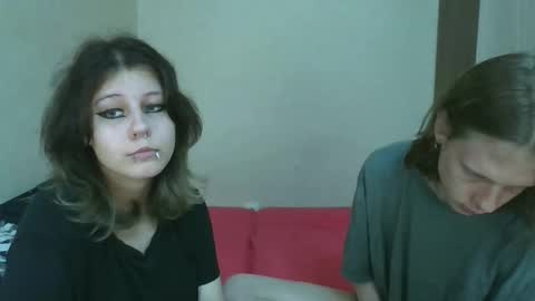 Snapshot of crystal_porn_love chatting on November 1, 11:23 am Crystal and Marcl online show from November 1, 11:23 am