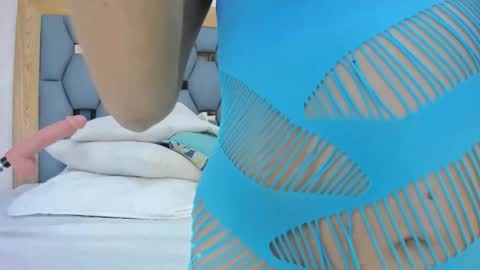 crystal_sm online show from January 19, 3:10 am