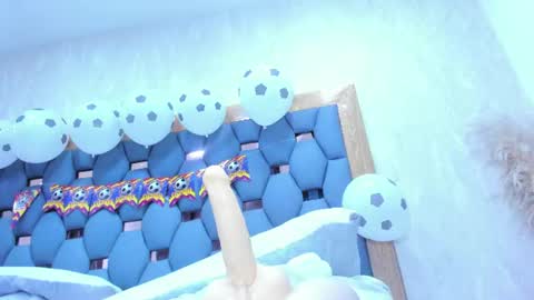 crystal_sm online show from June 26, 3:16 pm