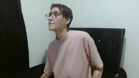 Crystal Blaze online show from February 21, 2:50 am