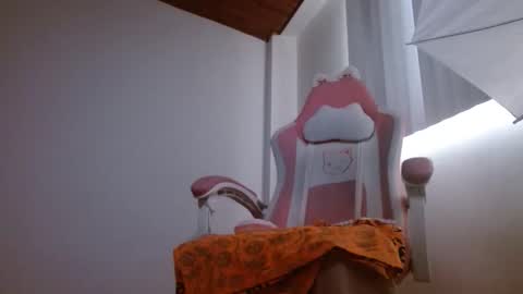 Crystal Blaze online show from December 16, 11:37 am