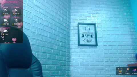 Snapshot of crystal_walls chatting on November 20, 9:14 pm I AM CRYSTAL online show from November 20, 9:14 pm