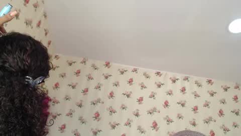 Snapshot of crystal_watson0 chatting on May 12, 1:52 pm Milf Latina online show from May 12, 1:52 pm