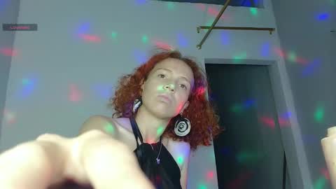 crystal_weber04 online show from March 6, 4:42 am