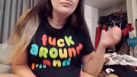 crystalbarbie214 online show from January 17, 12:26 am