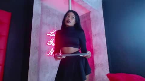 Crystal online show from November 28, 10:56 pm