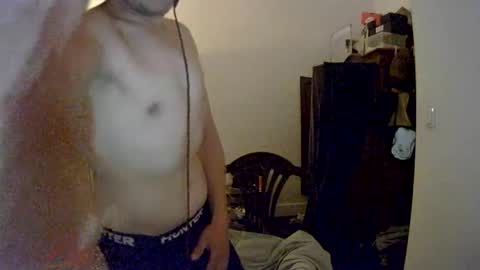 Snapshot of crystaledgingking chatting on July 21, 2:36 am crystaledgingking online show from July 21, 2:36 am