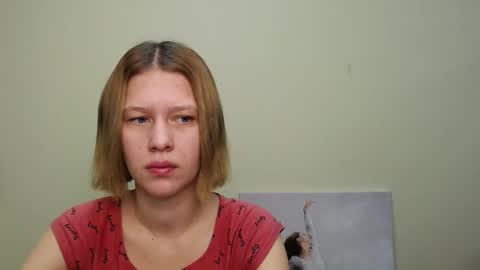 Stella online show from December 3, 6:59 am