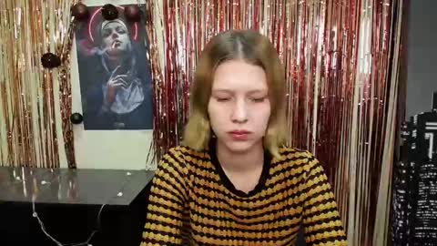 Stella online show from January 7, 12:20 pm