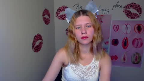 Stella online show from November 23, 7:24 pm