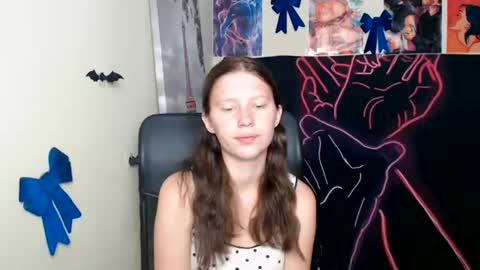 Stella online show from July 28, 3:32 pm