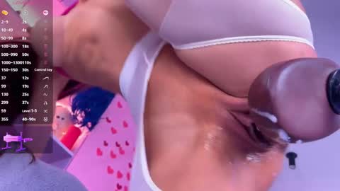 Snapshot of crystallana chatting on November 2, 9:22 am Lana online show from November 2, 9:22 am