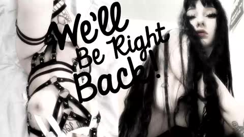 Snapshot of crystalsomnia chatting on October 30, 11:22 am Sasha Make me moan with patterns good music here online show from October 30, 11:22 am