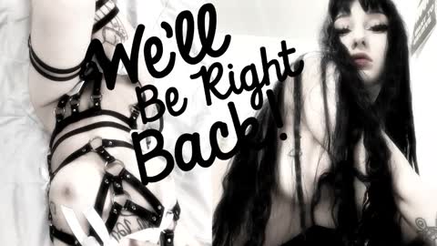 Snapshot of crystalsomnia chatting on November 4, 11:09 am Sasha Make me moan with patterns good music here online show from November 4, 11:09 am