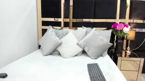 Crystal online show from July 12, 7:27 pm