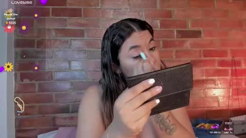 Soy Crystal online show from March 1, 10:02 am