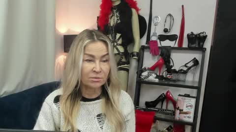 CrystalHotty online show from January 19, 5:33 am