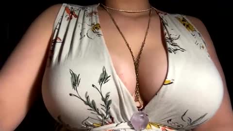 Snapshot of crystalyn777 chatting on March 21, 8:19 am crystalyn777 online show from March 21, 8:19 am