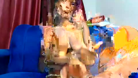 Snapshot of crystoee chatting on July 22, 5:27 pm crystoee online show from July 22, 5:27 pm