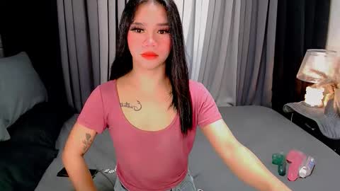 bea takashi  online show from November 12, 8:59 am