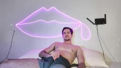 cshunderlick online show from February 21, 5:08 am