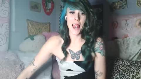     online show from January 10, 2:13 am