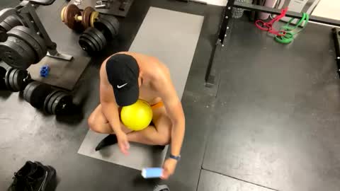 Snapshot of cubinheat chatting on November 16, 7:52 pm cubinheat online show from November 16, 7:52 pm