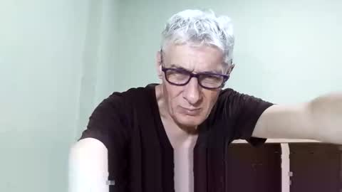 BIG UNCUT HARD COCK online show from December 14, 2:11 pm