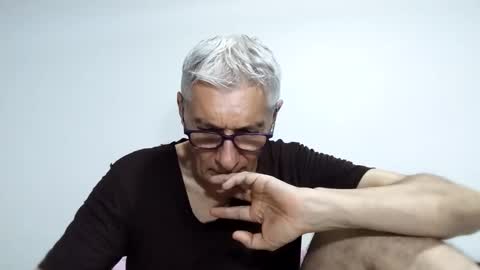 BIG UNCUT HARD COCK online show from April 25, 3:31 am