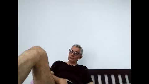 Snapshot of cucaio18 chatting on May 5, 2:41 am BIG UNCUT HARD COCK online show from May 5, 2:41 am