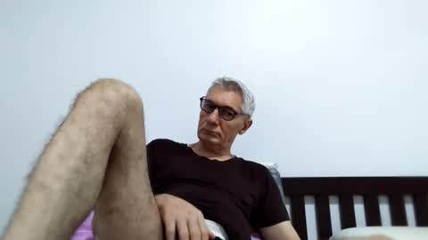 Snapshot of cucaio18 chatting on May 10, 11:54 pm BIG UNCUT HARD COCK online show from May 10, 11:54 pm