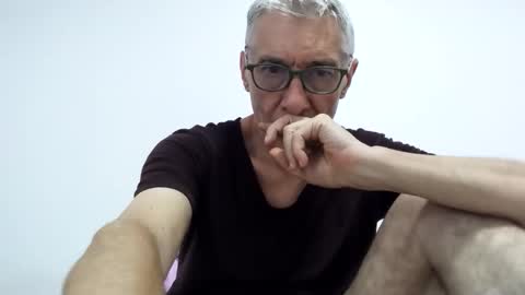 Snapshot of cucaio18 chatting on June 2, 12:12 am BIG UNCUT HARD COCK online show from June 2, 12:12 am
