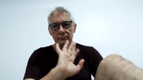Snapshot of cucaio18 chatting on June 13, 11:57 pm BIG UNCUT HARD COCK online show from June 13, 11:57 pm