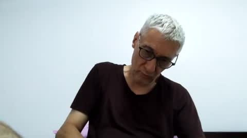 Snapshot of cucaio18 chatting on July 6, 1:02 am BIG UNCUT HARD COCK online show from July 6, 1:02 am