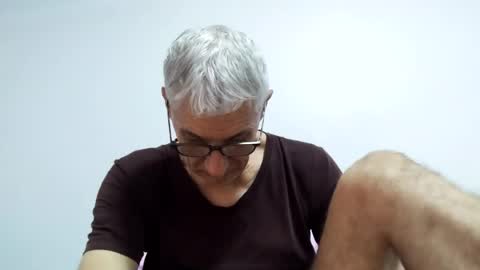 Snapshot of cucaio18 chatting on July 7, 7:23 am BIG UNCUT HARD COCK online show from July 7, 7:23 am