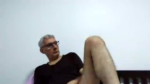 Snapshot of cucaio18 chatting on July 19, 12:14 am BIG UNCUT HARD COCK online show from July 19, 12:14 am