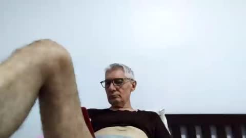 Snapshot of cucaio18 chatting on July 19, 11:41 pm BIG UNCUT HARD COCK online show from July 19, 11:41 pm
