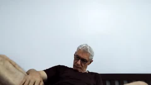 Snapshot of cucaio18 chatting on July 27, 12:17 am BIG UNCUT HARD COCK online show from July 27, 12:17 am