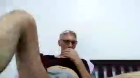 Snapshot of cucaio18 chatting on July 30, 2:32 am BIG UNCUT HARD COCK online show from July 30, 2:32 am