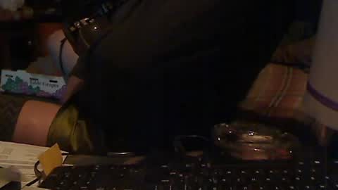 Snapshot of cuckingfunt chatting on November 3, 1:56 pm cuckingfunt online show from November 3, 1:56 pm