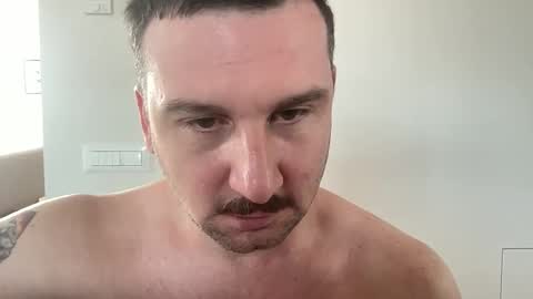 Snapshot of cuckold_slave2 chatting on March 8, 8:18 am cuckold_slave2 online show from March 8, 8:18 am