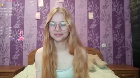 Sia online show from December 3, 6:10 am