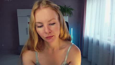 Alexia online show from October 16, 5:19 am