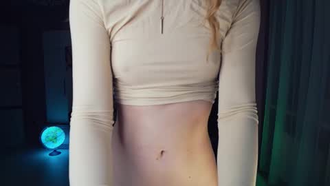 Alexia online show from December 16, 5:12 am