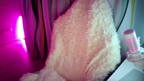 CuddleEmily online show from March 18, 6:44 pm