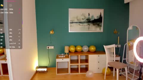 Silvia online show from May 4, 7:04 am